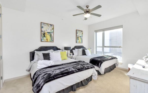 6913caba-b982-4cb7-9465-9f98c4338f15