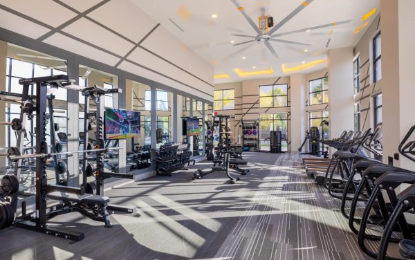 ac02-AM-Alexan-River-Oaks-Athletic-Club-6H1A1682-HDR-2250x1500