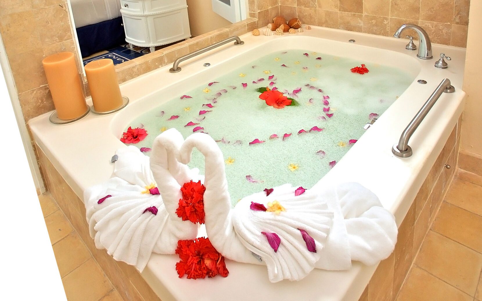 18-PBonito-EmEstates-Gallery-564dfe22c0bf3